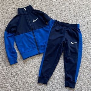 Nike Kids Navy and Royal Blue Jogger Set